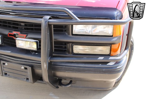1998 Chevrolet Tahoe image 36