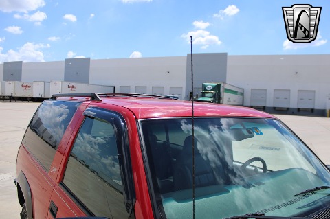 1998 Chevrolet Tahoe image 43