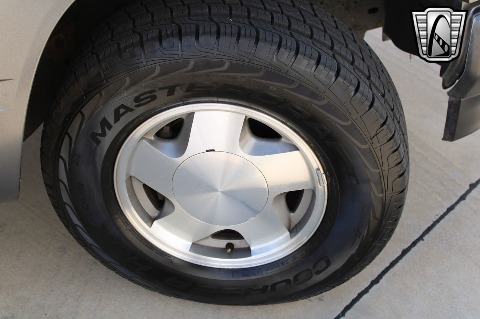 1998 Chevrolet Tahoe image 95