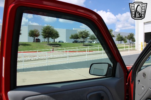 1998 Chevrolet Tahoe image 46