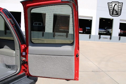 1998 Chevrolet Tahoe image 72