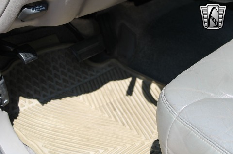 1998 Chevrolet Tahoe image 54