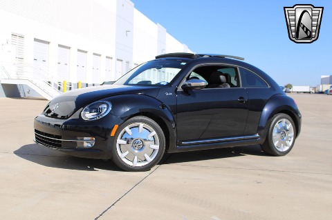 2013 Volkswagen Beetle image 5