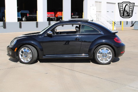 2013 Volkswagen Beetle image 7