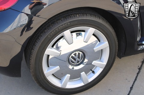2013 Volkswagen Beetle image 89
