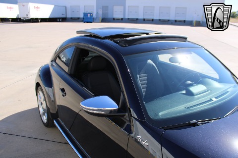 2013 Volkswagen Beetle image 42