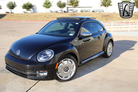 2013 Volkswagen Beetle image 96