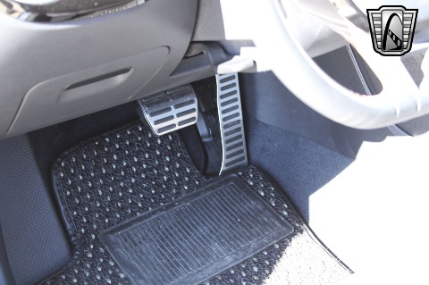 2013 Volkswagen Beetle image 48