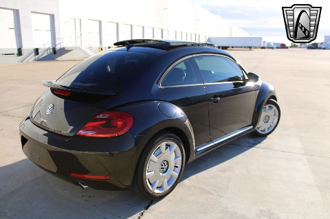 2013 Volkswagen Beetle image 99
