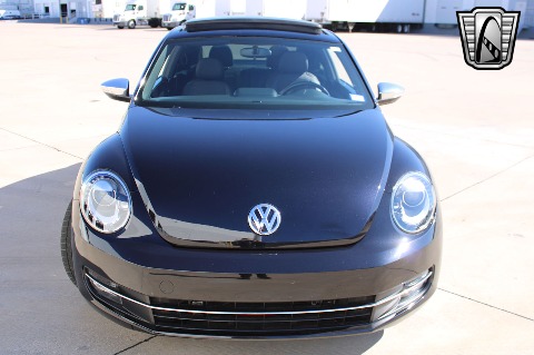 2013 Volkswagen Beetle image 27