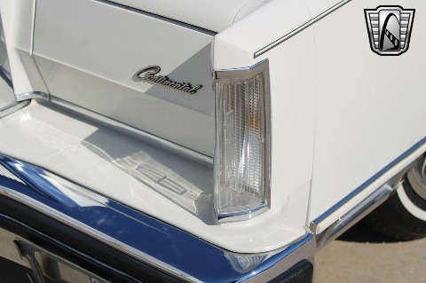 1981 Lincoln Continental image 39