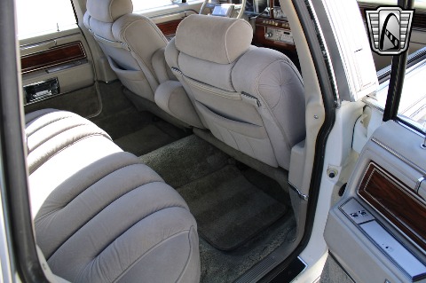 1981 Lincoln Continental image 73