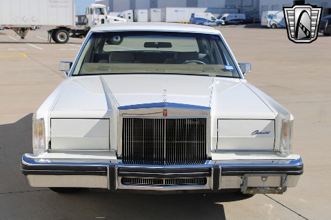 1981 Lincoln Continental image 25
