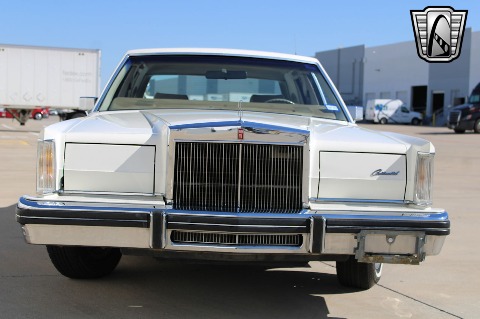 1981 Lincoln Continental image 26