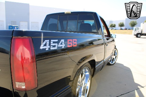 1990 Chevrolet C1500 image 58