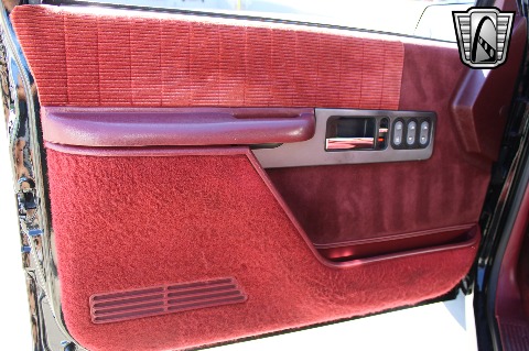 1990 Chevrolet C1500 image 84