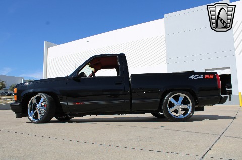 1990 Chevrolet C1500 image 9