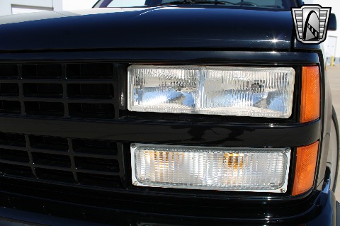 1990 Chevrolet C1500 image 61