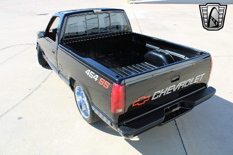 1990 Chevrolet C1500 image 10