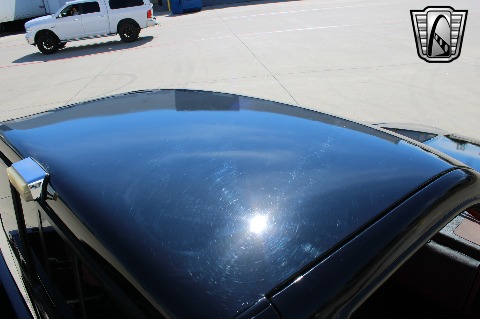 1990 Chevrolet C1500 image 39