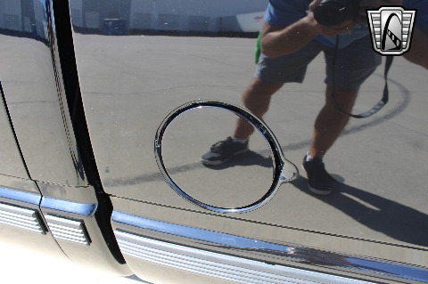 1990 Chevrolet C1500 image 65