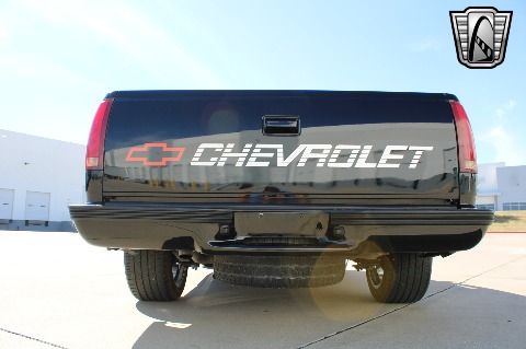 1990 Chevrolet C1500 image 15