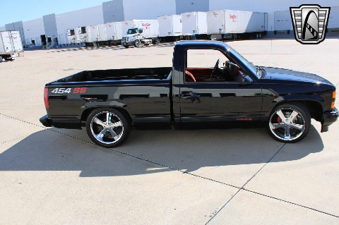 1990 Chevrolet C1500 image 19