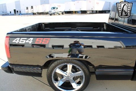 1990 Chevrolet C1500 image 48