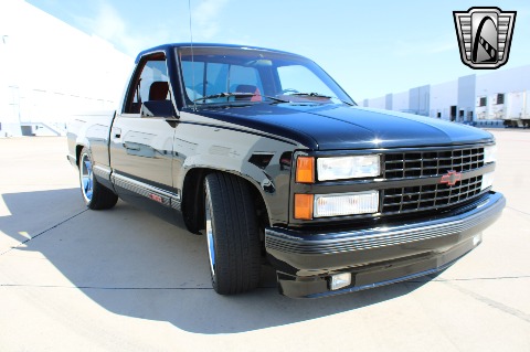 1990 Chevrolet C1500 image 23