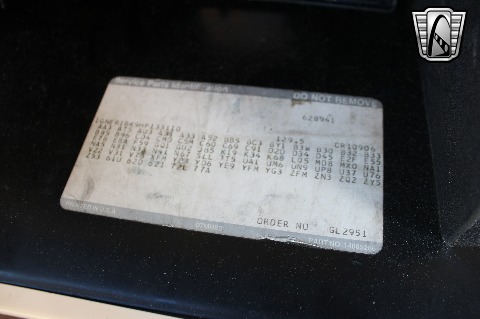 1987 Chevrolet Suburban image 85