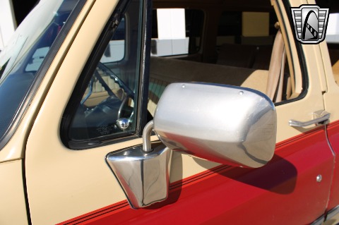 1987 Chevrolet Suburban image 60