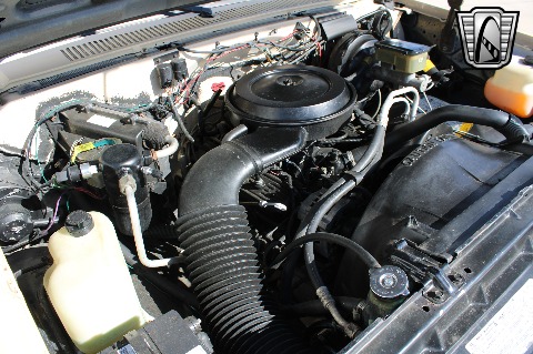 1987 Chevrolet Suburban image 89