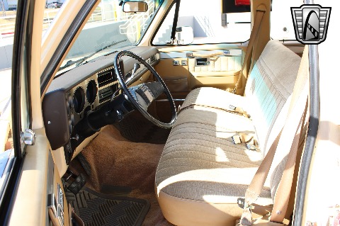 1987 Chevrolet Suburban image 67