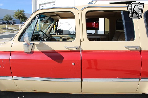 1987 Chevrolet Suburban image 42