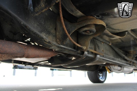 1987 Chevrolet Suburban image 97