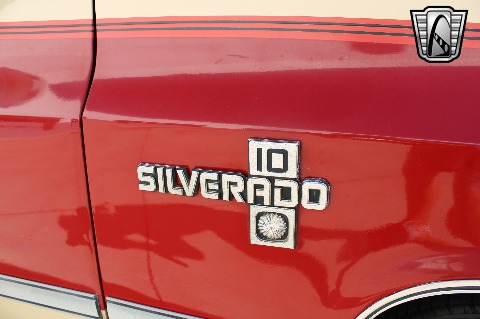 1987 Chevrolet Suburban image 46