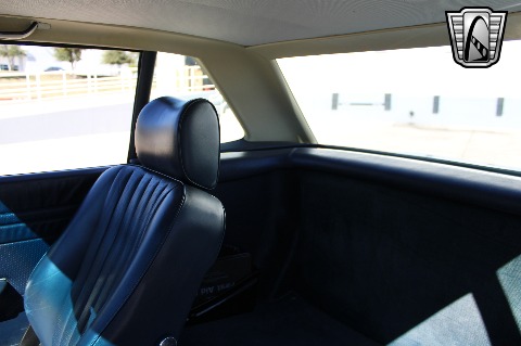 1988 Mercedes-Benz 560SL image 82