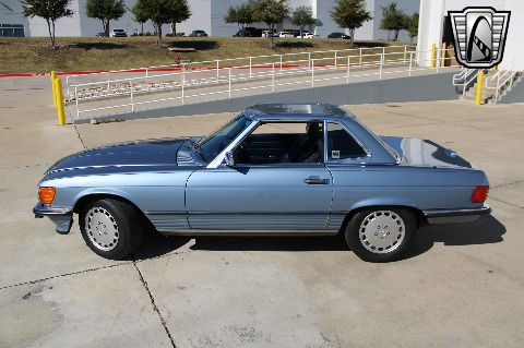 1988 Mercedes-Benz 560SL image 6