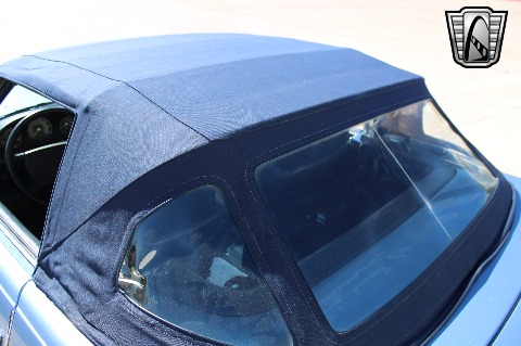 1988 Mercedes-Benz 560SL image 112