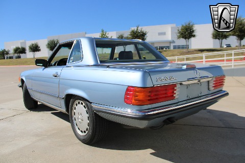1988 Mercedes-Benz 560SL image 10
