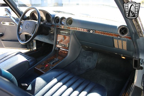 1988 Mercedes-Benz 560SL image 88