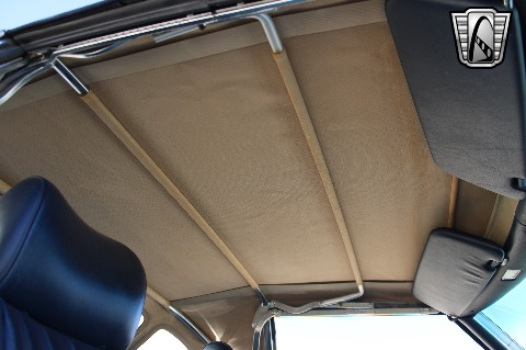 1988 Mercedes-Benz 560SL image 115