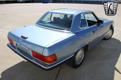 1988 Mercedes-Benz 560SL image 15