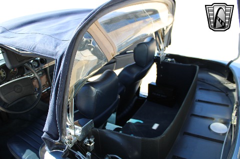 1988 Mercedes-Benz 560SL image 123