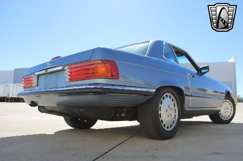 1988 Mercedes-Benz 560SL image 17