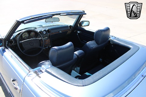 1988 Mercedes-Benz 560SL image 119