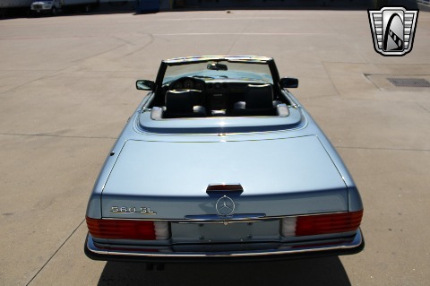 1988 Mercedes-Benz 560SL image 120