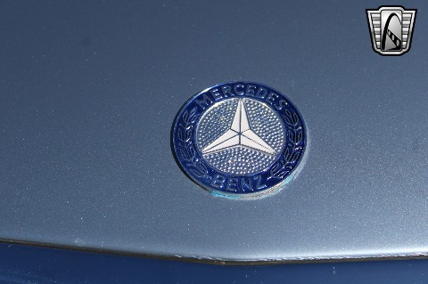 1988 Mercedes-Benz 560SL image 46