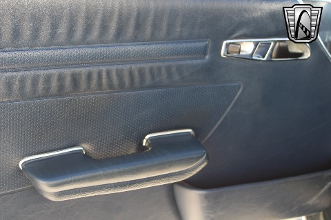 1988 Mercedes-Benz 560SL image 72