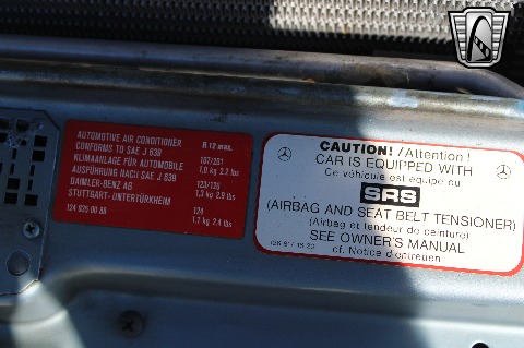 1988 Mercedes-Benz 560SL image 99